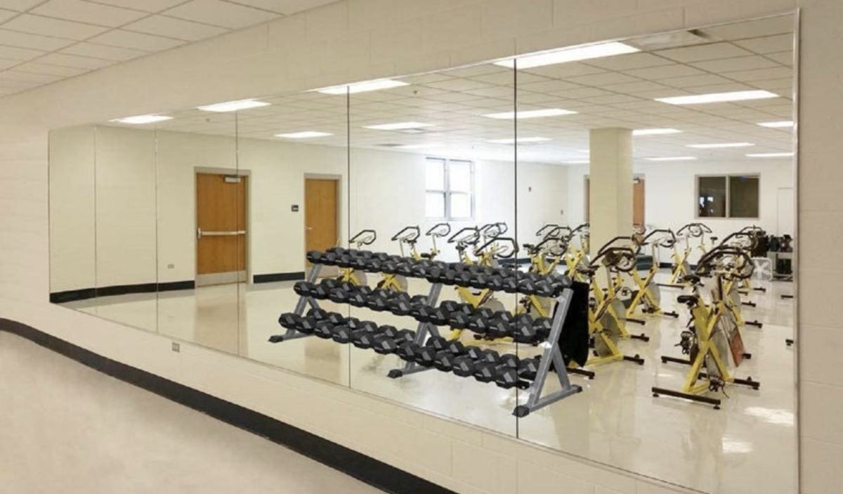 Fitness studio mirror wall