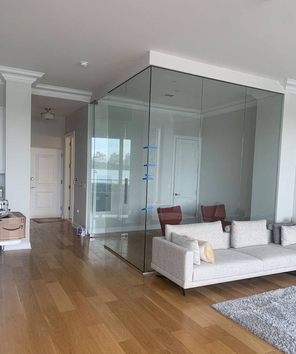 Frameless glass office partition room divider